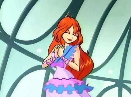 winx_club_bloom_210.jpg - У Блум есть сестра Дафна, сама Блум пришла с планеты Домино.