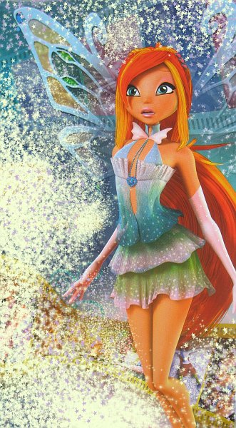 winx_club_bloom_279.jpg - Энчантикс Блум - многослойное платье, основного голубого цвета с радужными переливами